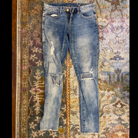 Blank NYC Distressed Skinny Jeans - Picture 2 of 3